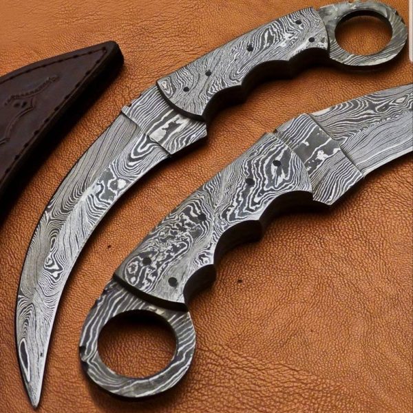 Karambit knives